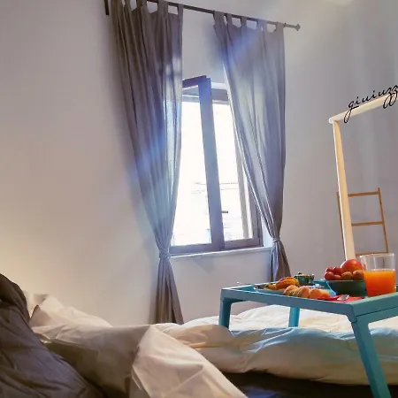 펜션 Giuiuzzamia 팔레르모